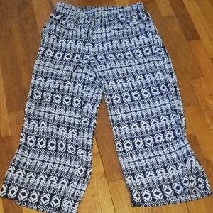 blue & White Geo Print pants, loose fit elastic waist, medium Roz & ALi